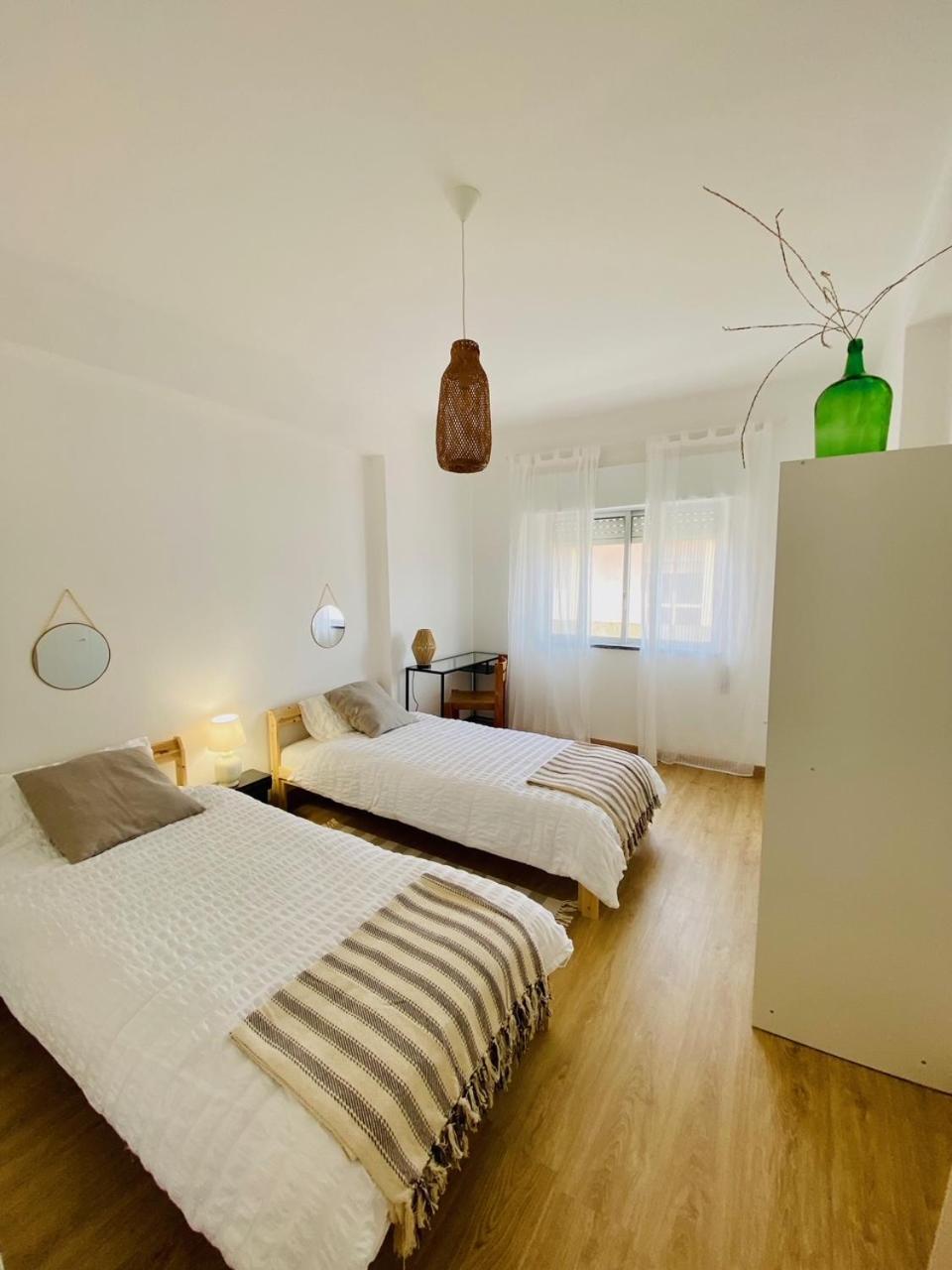 Bright Modern 3 Bedroom In Portimao Downtown ภายนอก รูปภาพ
